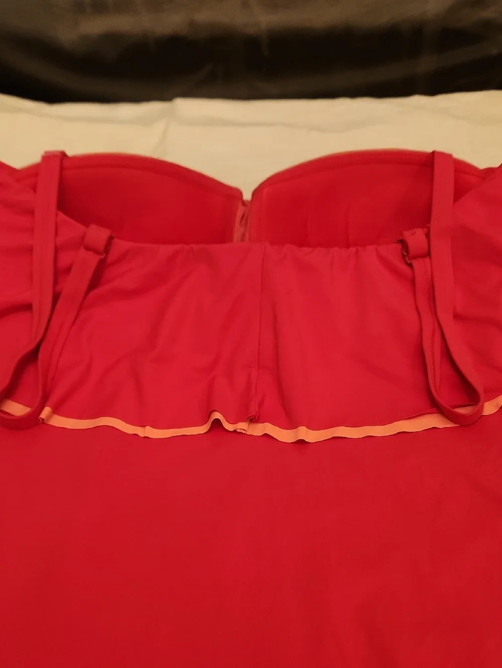 NWT Coco Reef Hibiscus Ruffle One-Piece Swimsuit Size 14/38D - Picture 6 of 8